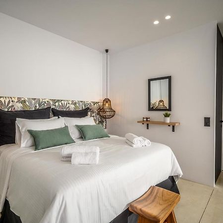 Talise I Modern & Luxury Suite Just 2 Minutes From The Beach Sztalída Kültér fotó